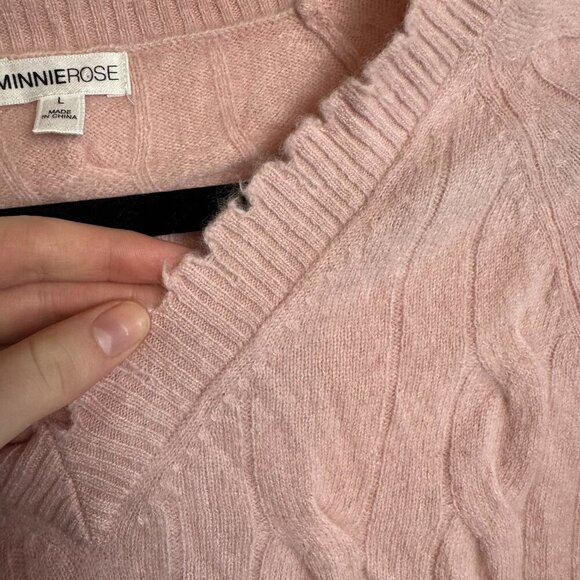 Minnie Rose 100% cashmere light pink distressed V-neck sweater fits medium K32 - Picture 3 of 6